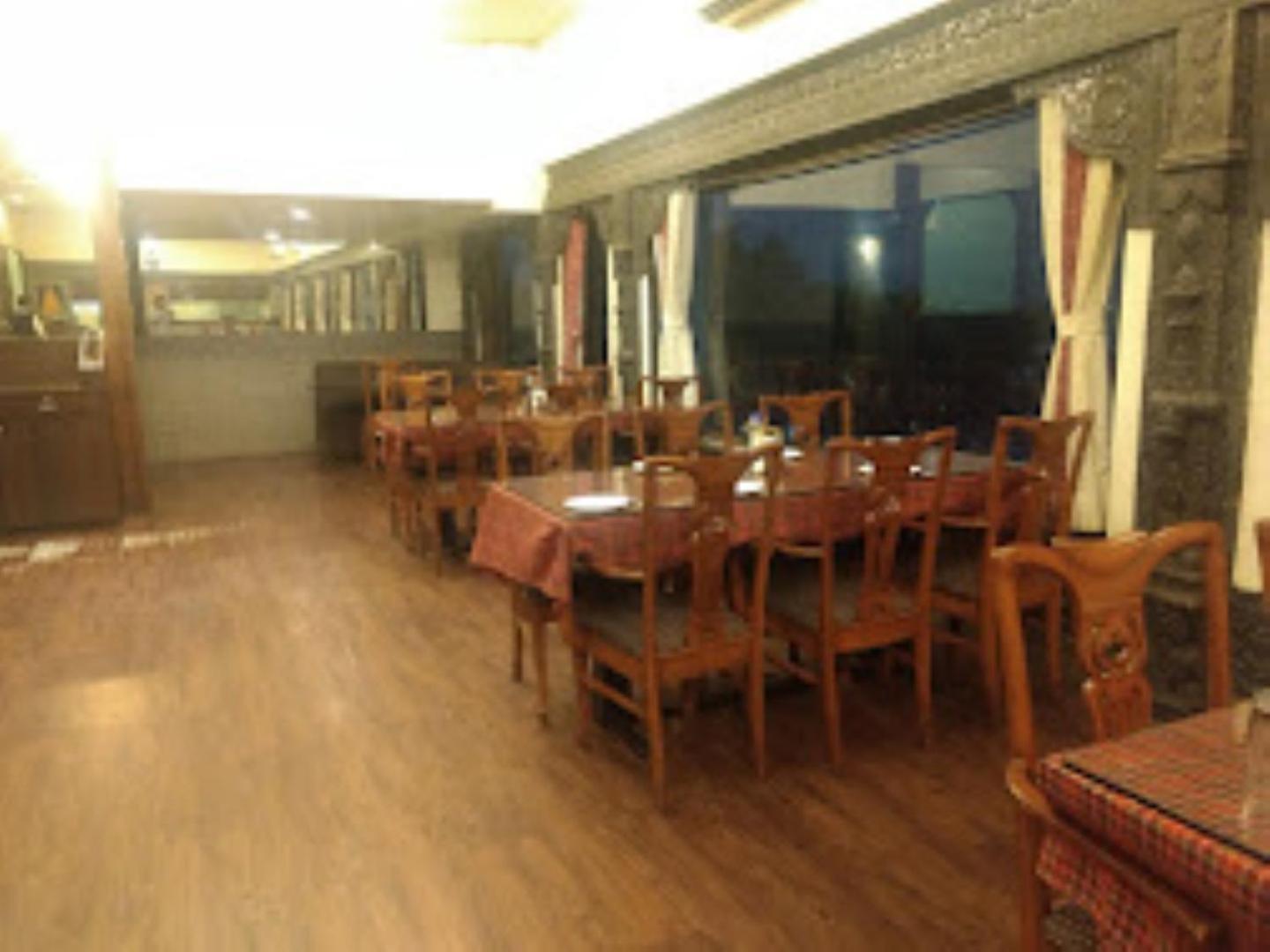 Hotel Maratha Palace,Satara Εξωτερικό φωτογραφία