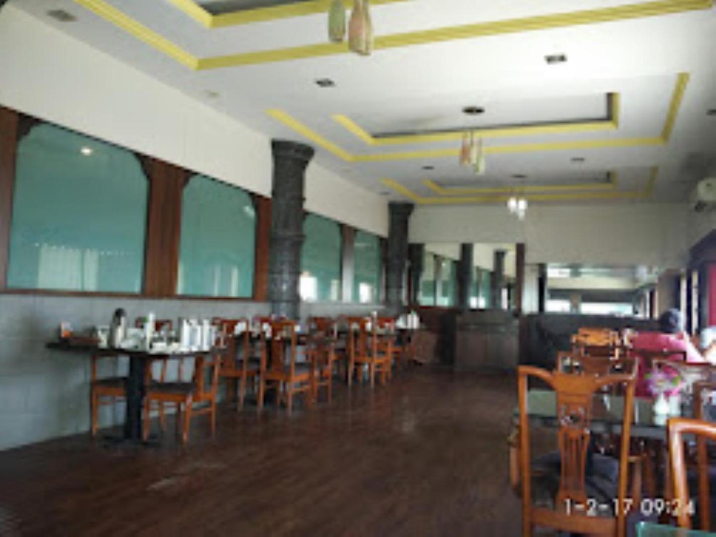Hotel Maratha Palace,Satara Εξωτερικό φωτογραφία