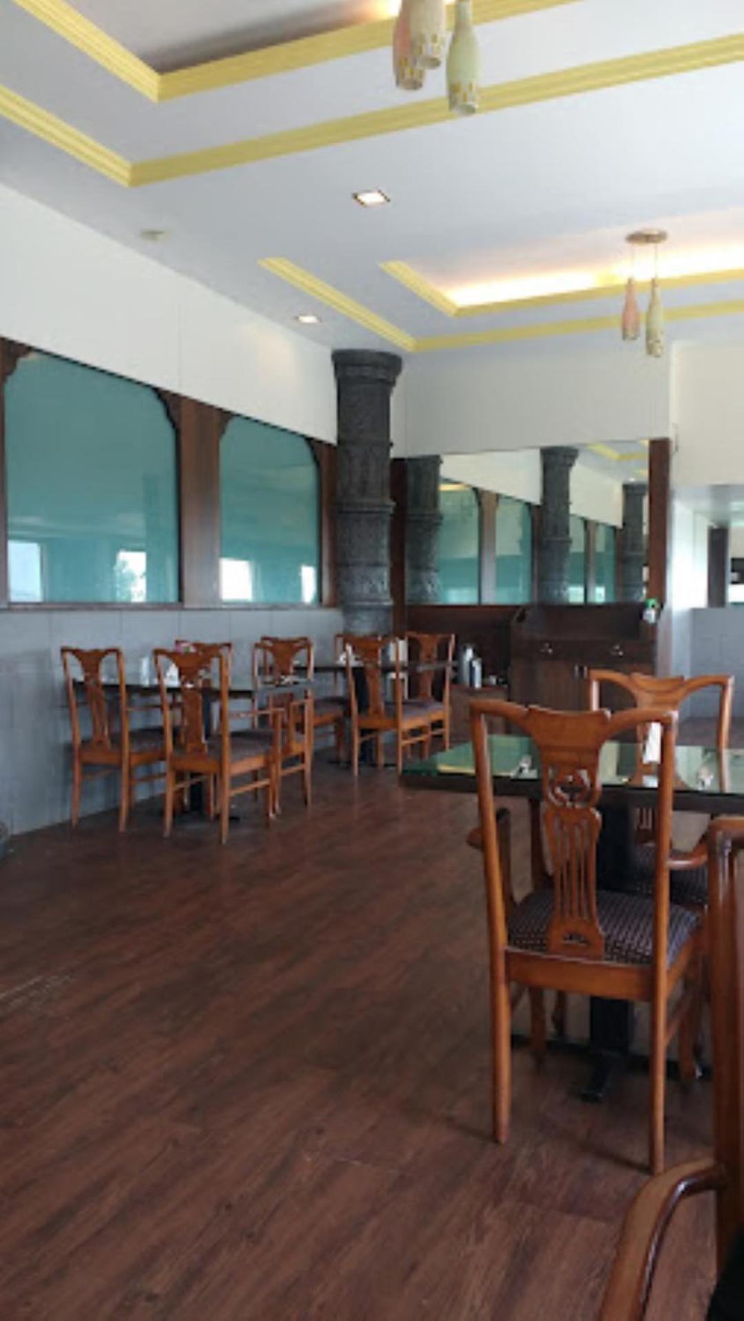 Hotel Maratha Palace,Satara Εξωτερικό φωτογραφία