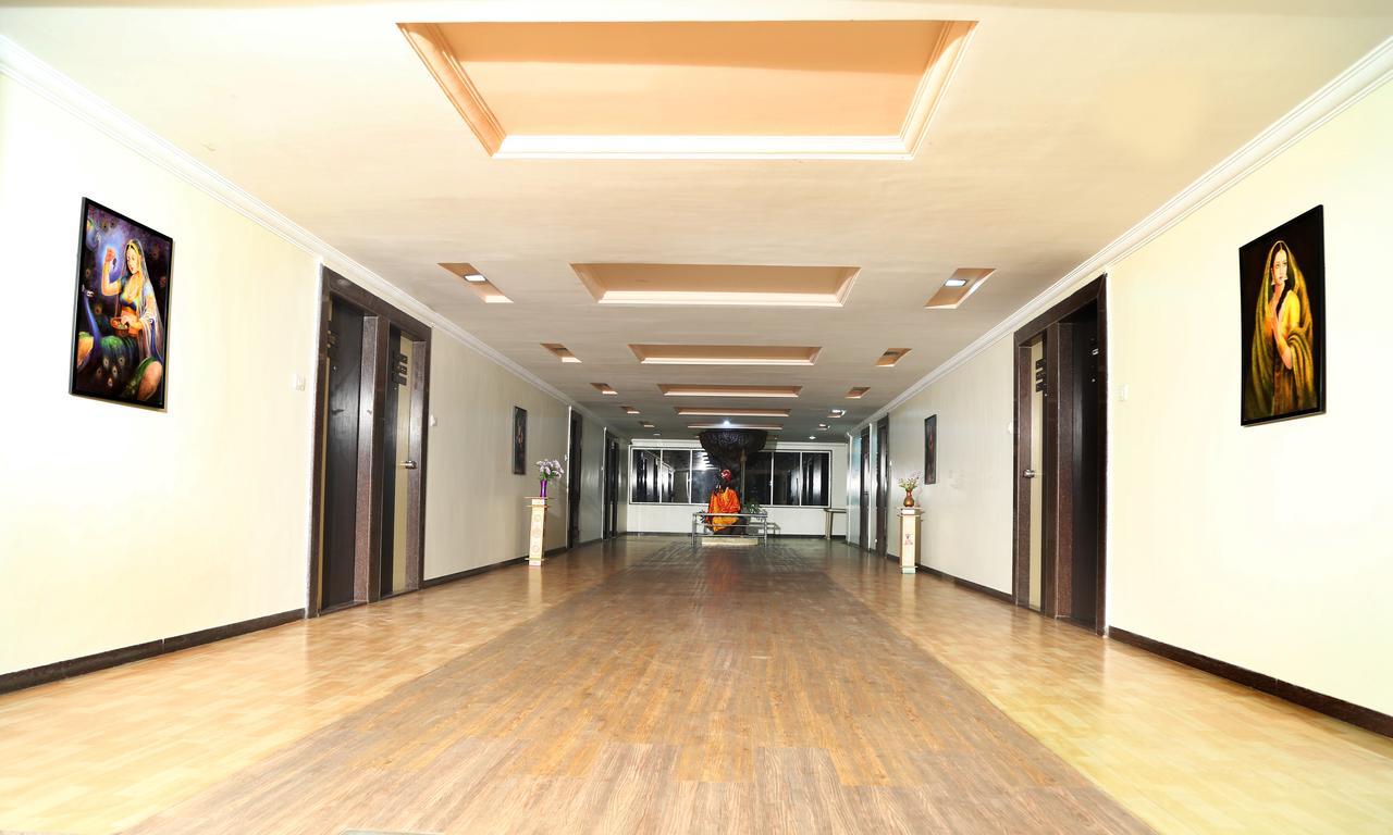 Hotel Maratha Palace,Satara Εξωτερικό φωτογραφία