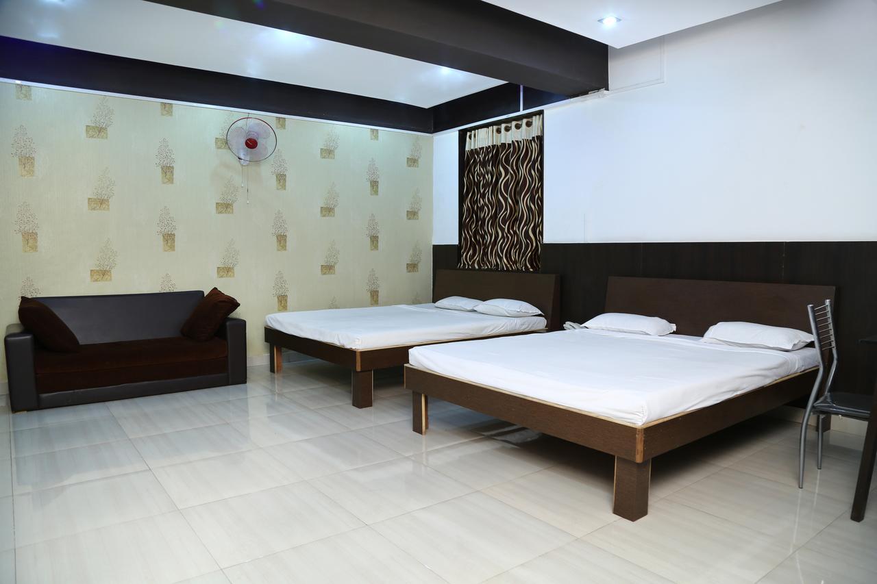 Hotel Maratha Palace,Satara Δωμάτιο φωτογραφία